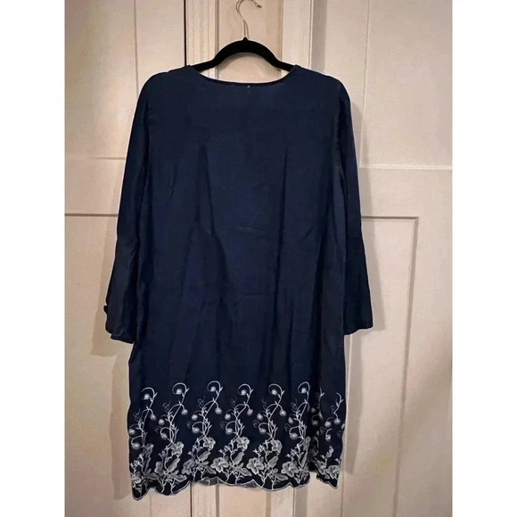 Est.1946 size large scalloped edge with embroidery denim colored dress - Picture 6 of 6